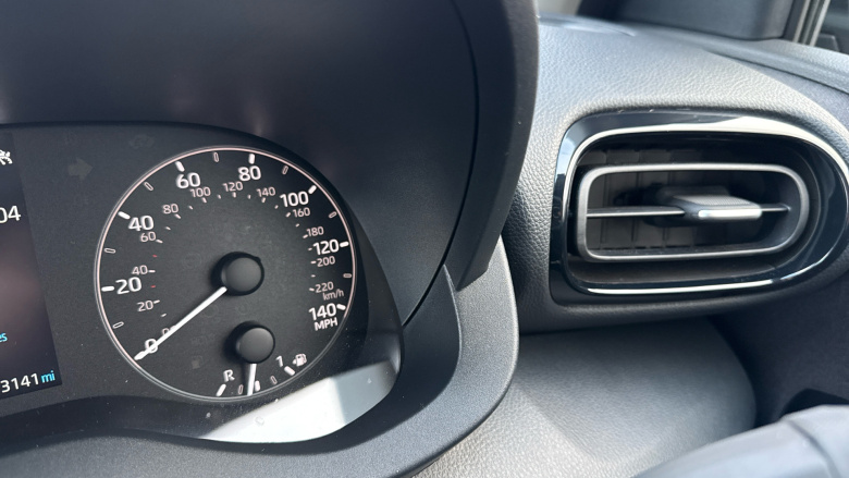 Toyota Yaris 1.5 Hybrid Icon 5dr CVT Hybrid Hatchback